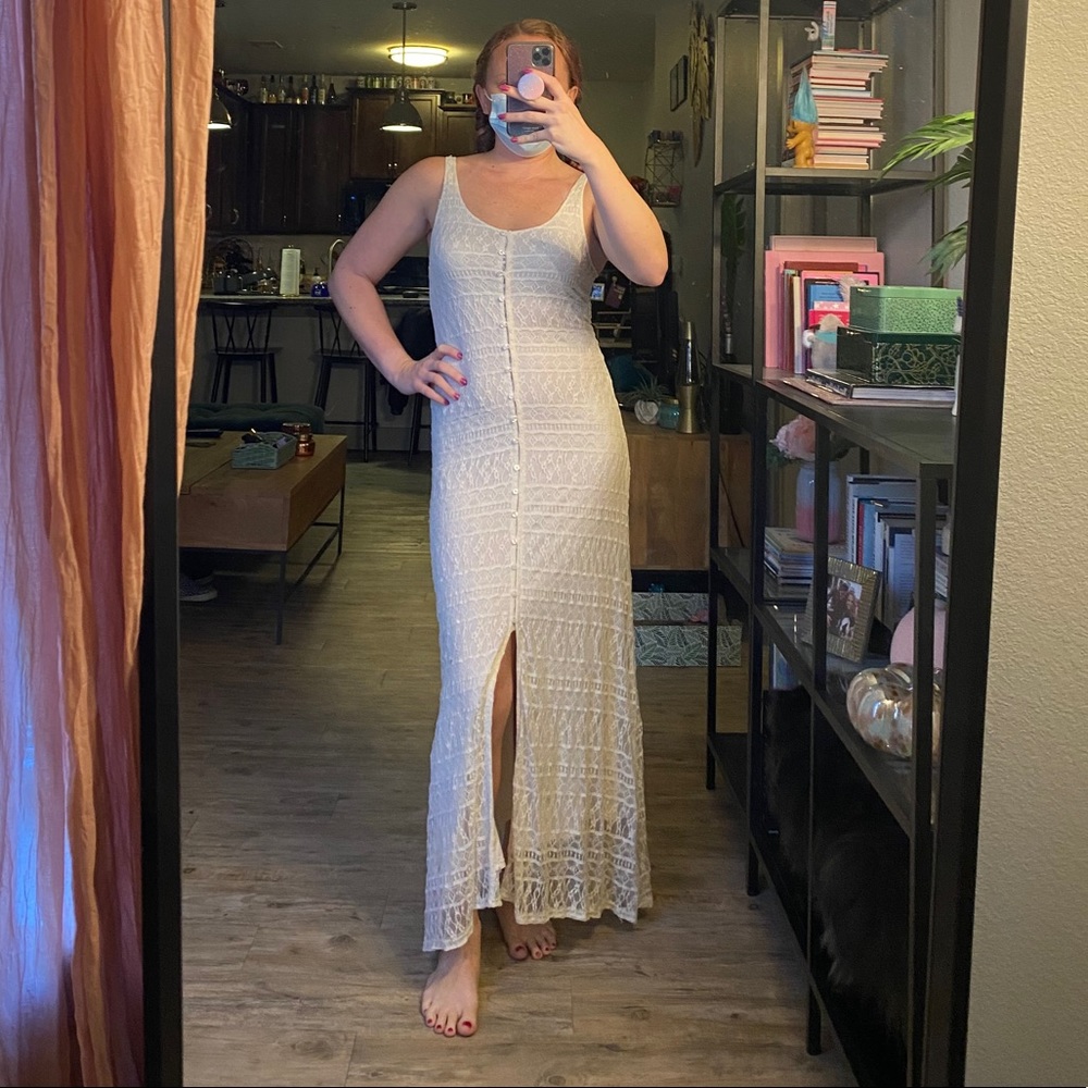 Lace maxi dress with front slit